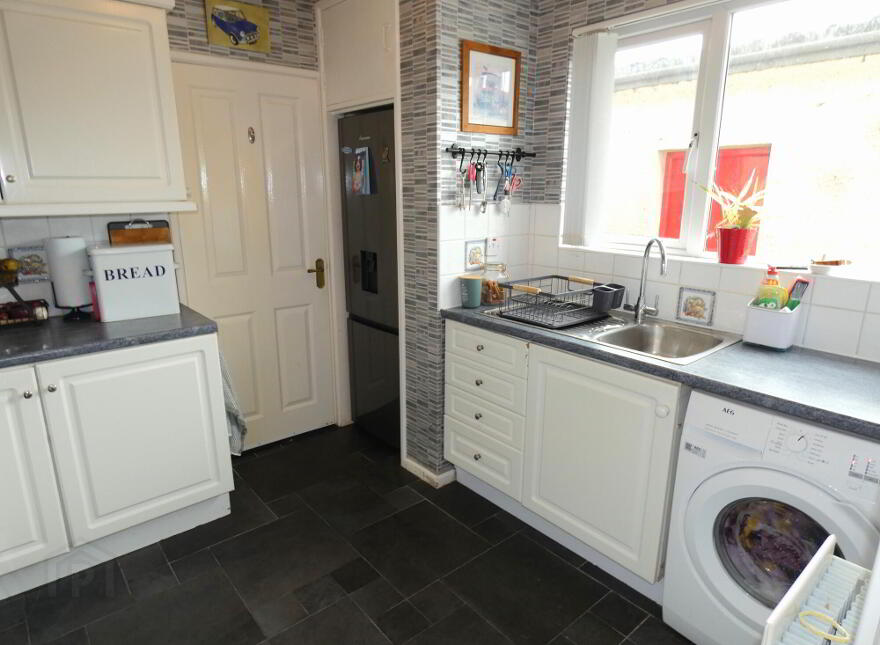74 Stuart Park, Ballymoney, BT53 7BG