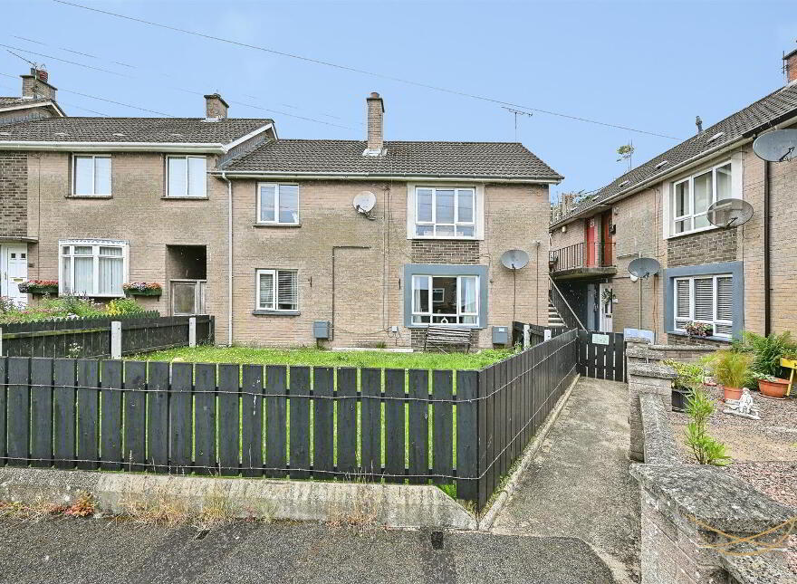 11b Greenview Place, Antrim, BT41 4EP