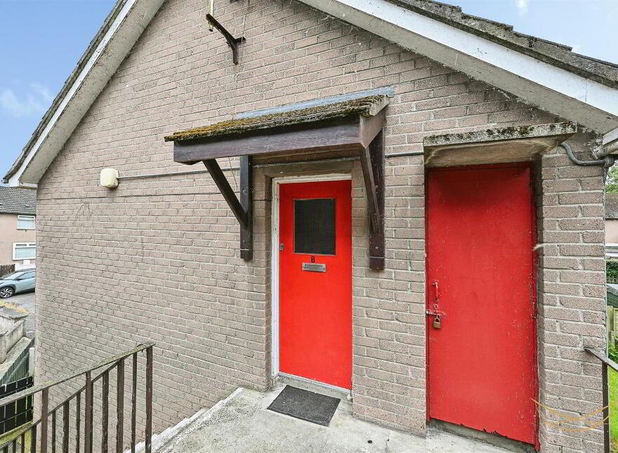 11b Greenview Place, Antrim, BT41 4EP