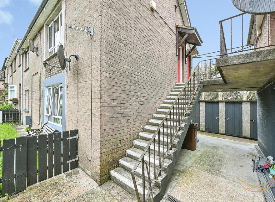11b Greenview Place, Antrim, BT41 4EP