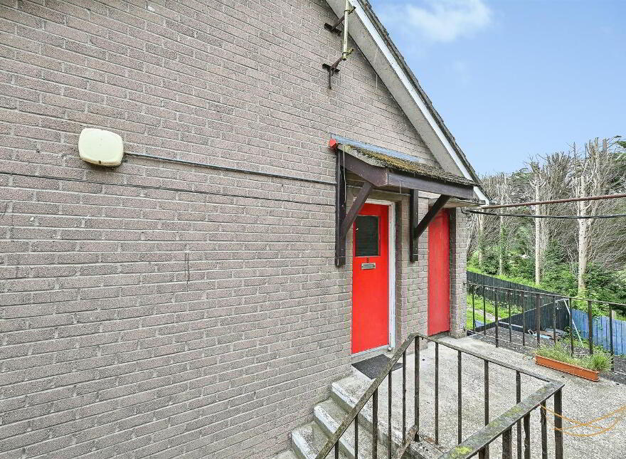 11b Greenview Place, Antrim, BT41 4EP