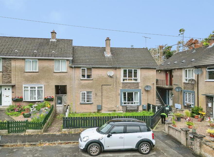 11b Greenview Place, Antrim, BT41 4EP