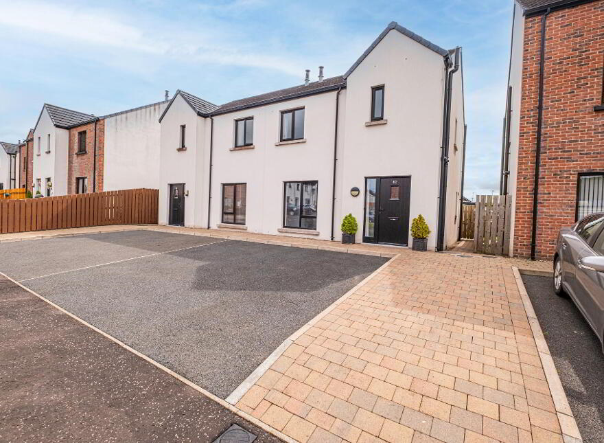 52 Rowan Glynn, Maghera, BT46 5FG