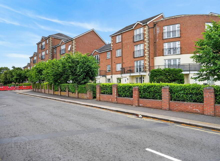 Apt 35 The Courtyard, 222 Castlereagh Road, Belfast, BT5 5FZ
