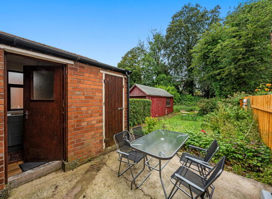 48 Lansdowne Park, Belfast, BT15 4AG