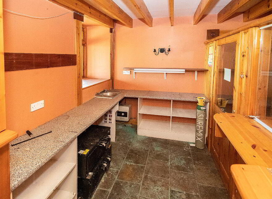 Tower Hill, Ardmore, P36DH36