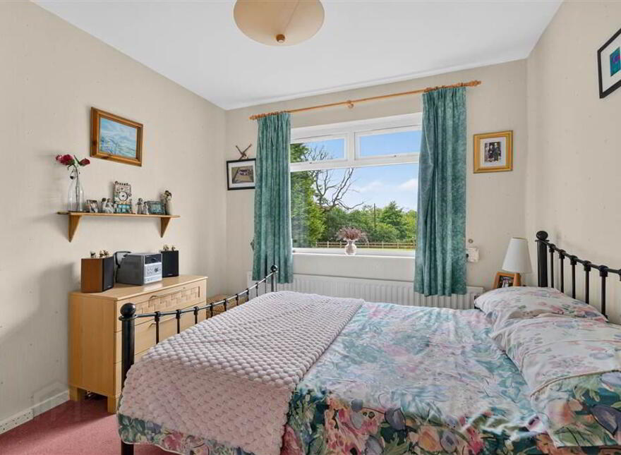 8 Fort Road, Dundrod, Lisburn, BT29 4HT