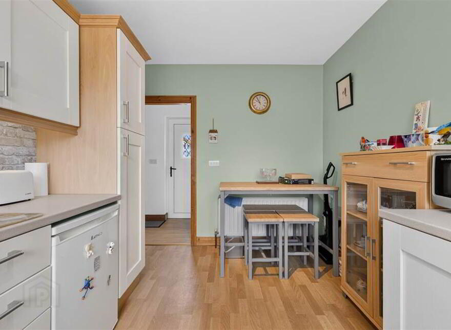 8 Fort Road, Dundrod, Lisburn, BT29 4HT