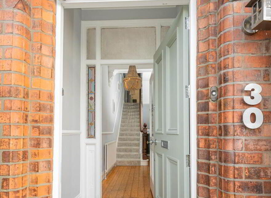 30 Cyprus Park, Belfast, BT5 6EA