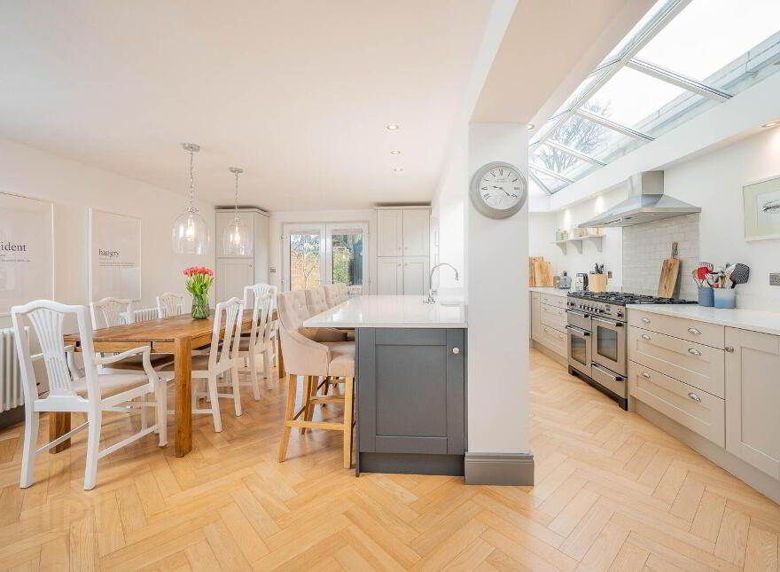 30 Cyprus Park, Belfast, BT5 6EA