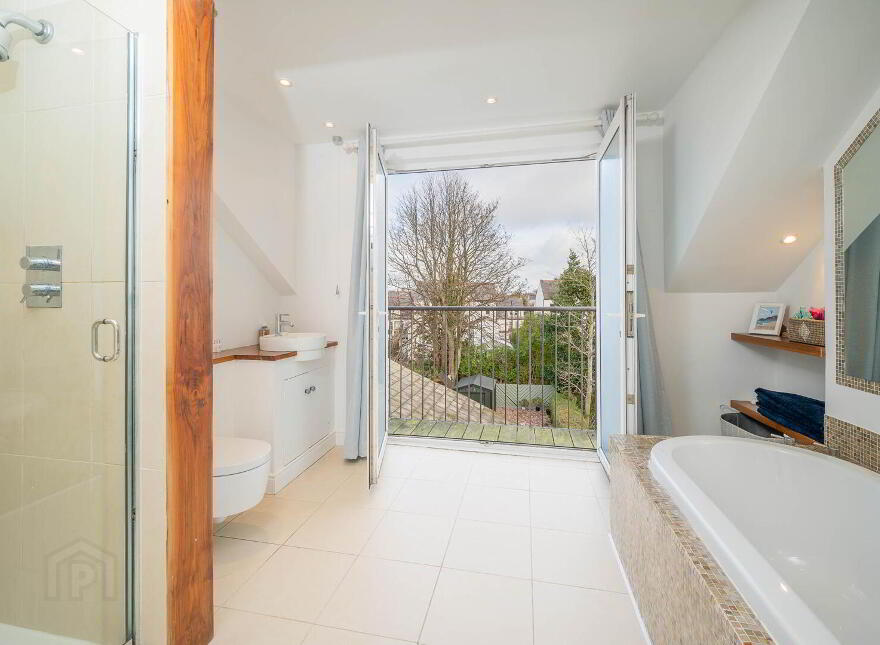 30 Cyprus Park, Belfast, BT5 6EA