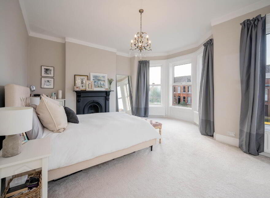 30 Cyprus Park, Belfast, BT5 6EA