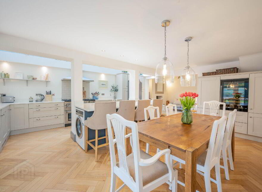 30 Cyprus Park, Belfast, BT5 6EA