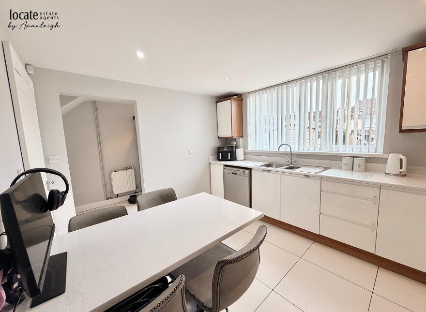 54 Drumleck Gardens, Shantallow, Derry, BT48 8ET