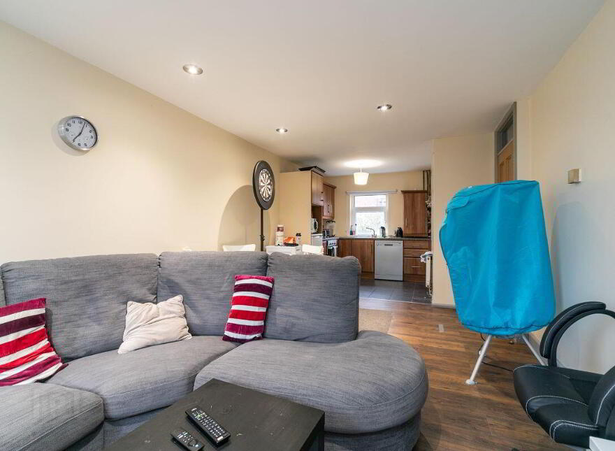 (Lot 18) 8 Salisbury Court, Belfast, BT7 1DD