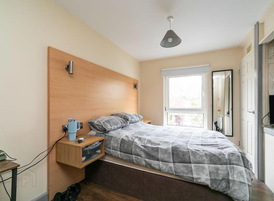 (Lot 18) 8 Salisbury Court, Belfast, BT7 1DD