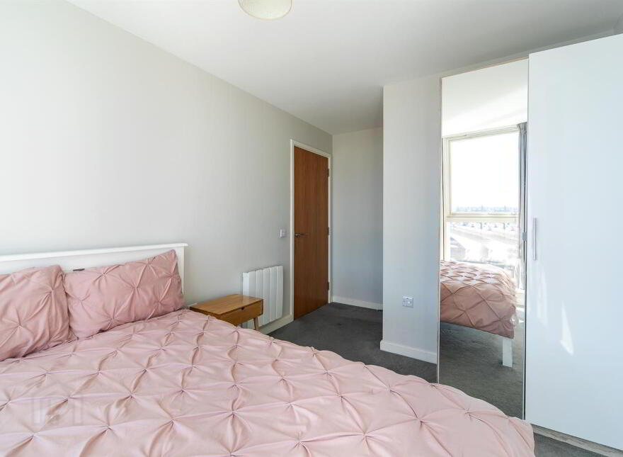 6.05 Obel Tower, Donegall Quay, Belfast, BT1 3NG