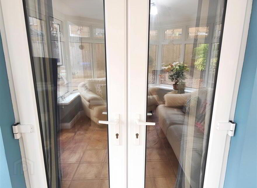 17 Lyndhurst Place, Belfast, BT13 3XU