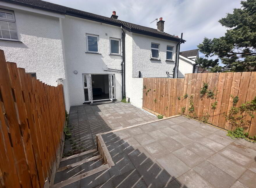 4 Hollymount Court, Finaghy, Belfast, BT10 0HA