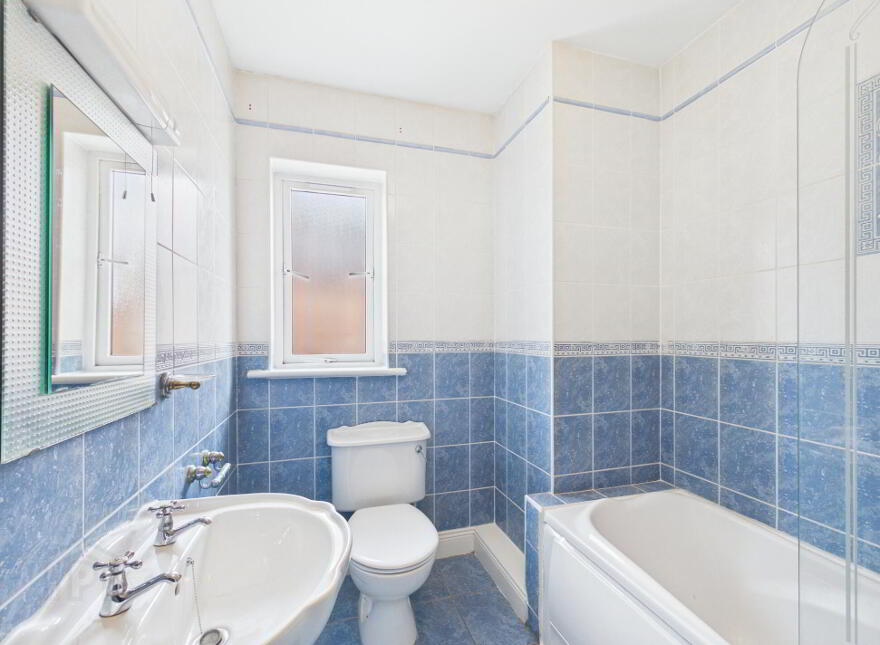2 Hazelwood, Dublin Road, Thurles, E41P9T4