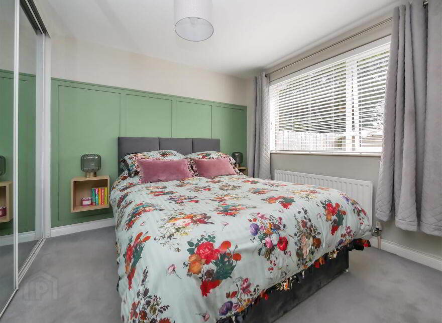 24a Carnbrae Park, Newton Park, Belfast, BT8 6TP