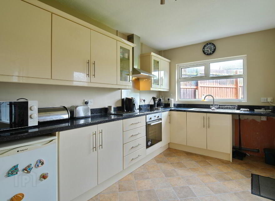 12 Alexandra Gardens, Bangor, BT20 3HG