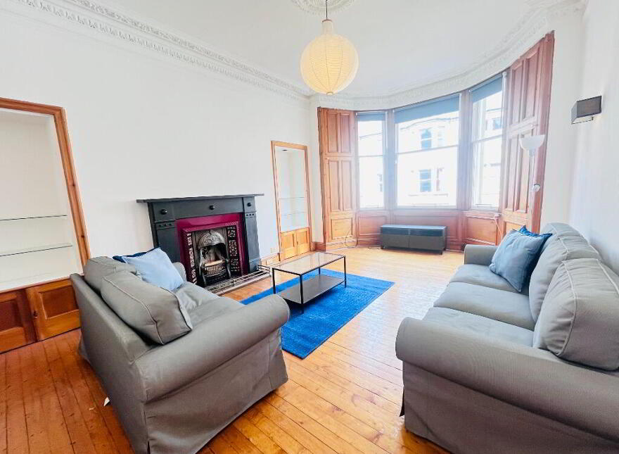 14 Montpelier Park, Bruntsfield, Edinburgh, EH10 4NJ