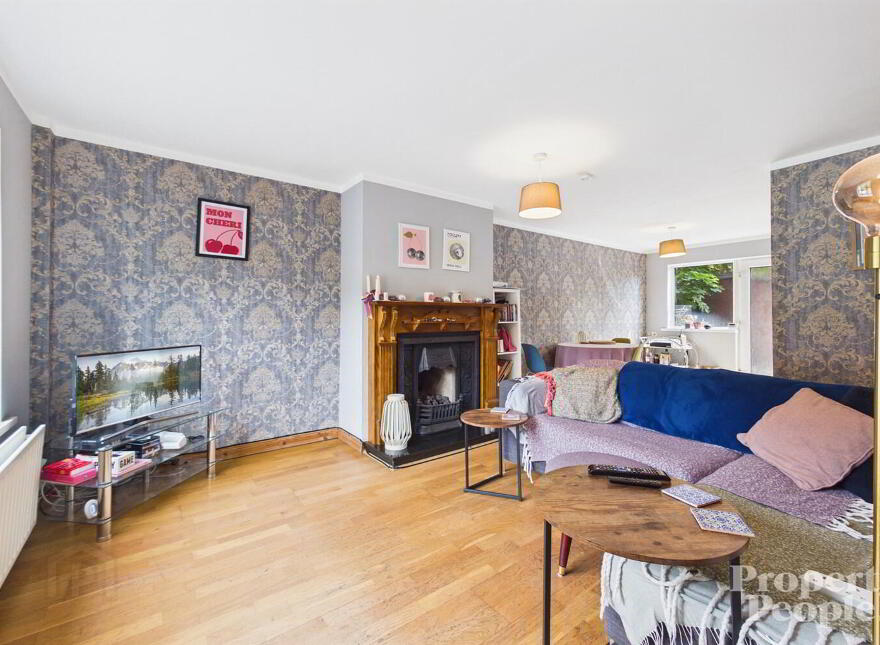 6 Hampton Drive, Belfast, BT7 3DE
