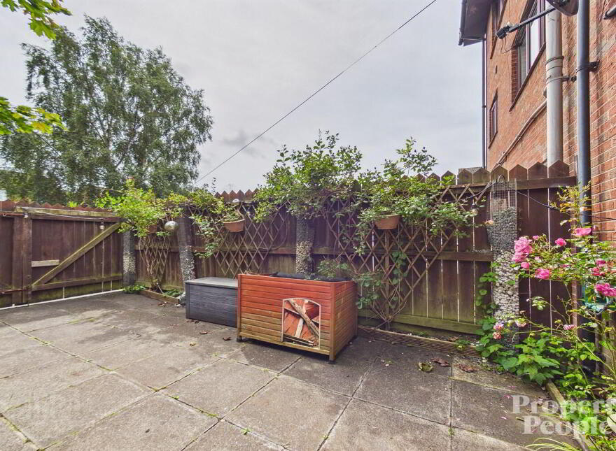 6 Hampton Drive, Belfast, BT7 3DE