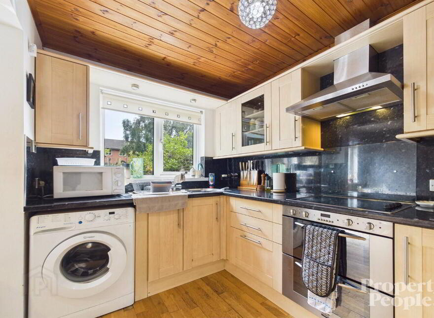 6 Hampton Drive, Belfast, BT7 3DE
