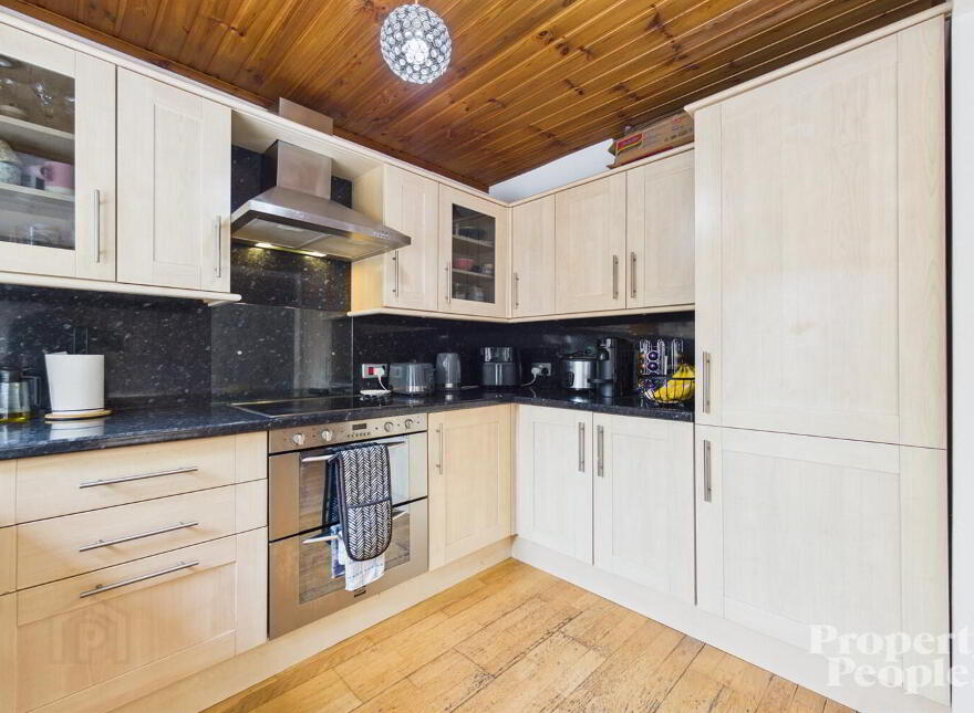 6 Hampton Drive, Belfast, BT7 3DE