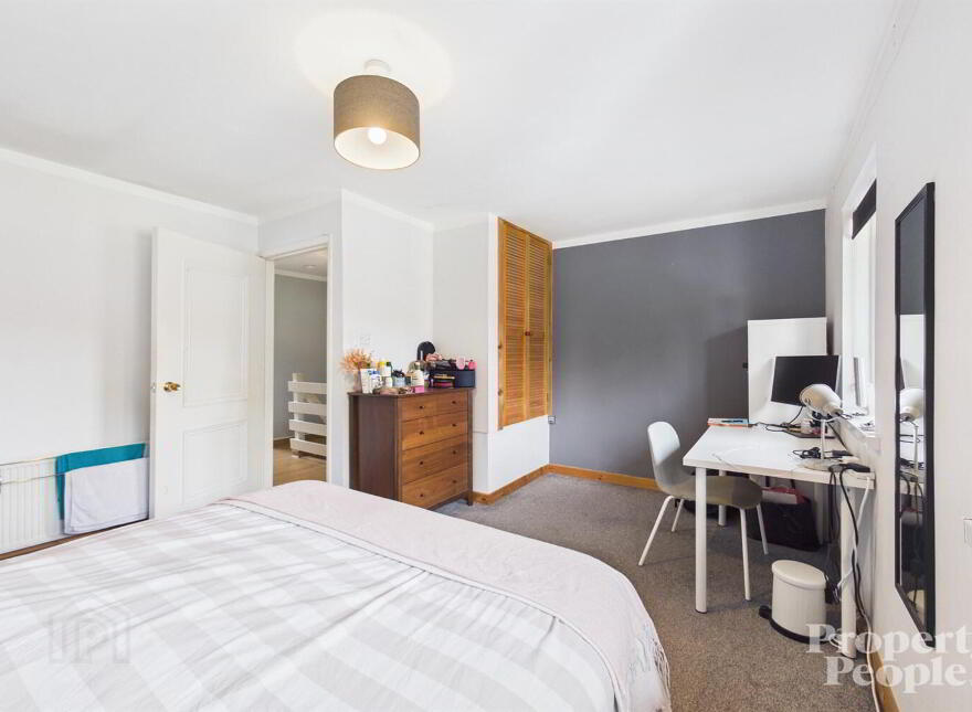 6 Hampton Drive, Belfast, BT7 3DE