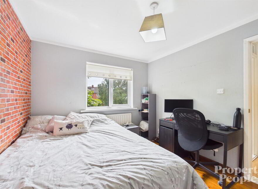 6 Hampton Drive, Belfast, BT7 3DE