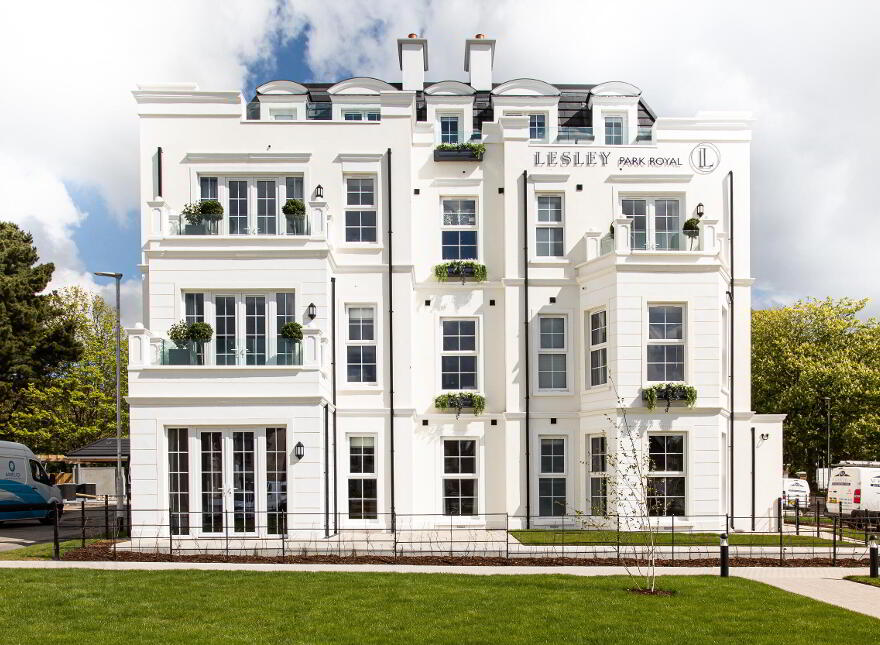 Lesley Park Royal, 1 Rosepark Gardens, Belfast, BT5 7WL photo