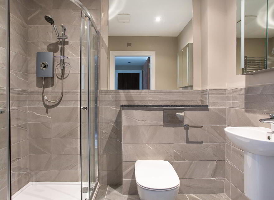 Lesley Park Royal, 1 Rosepark Gardens, Belfast, BT5 7WL