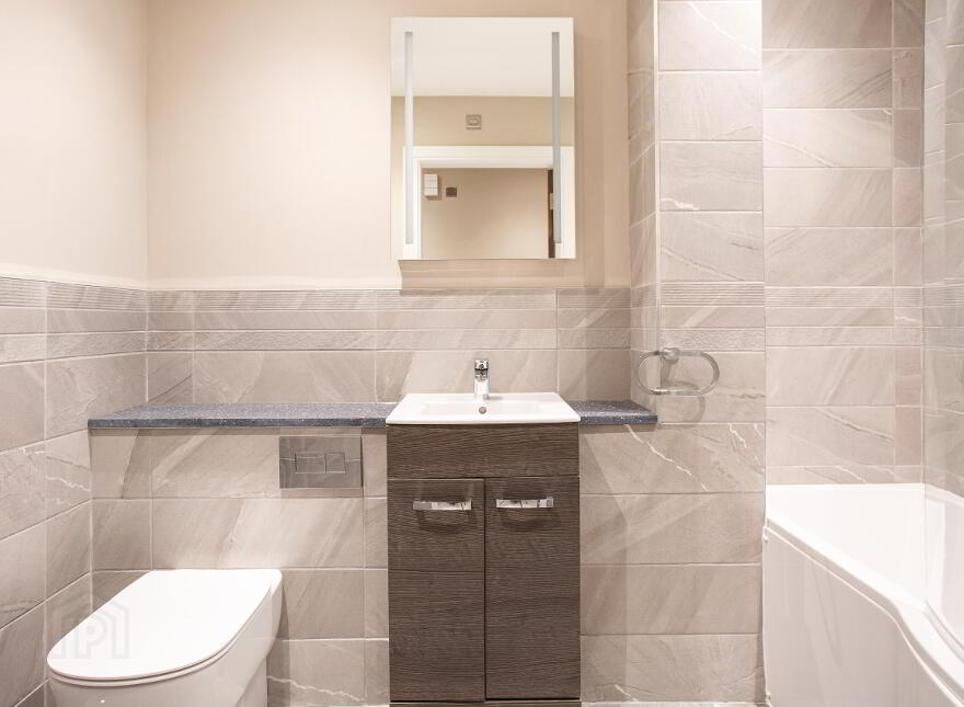 Lesley Park Royal, 1 Rosepark Gardens, Belfast, BT5 7WL