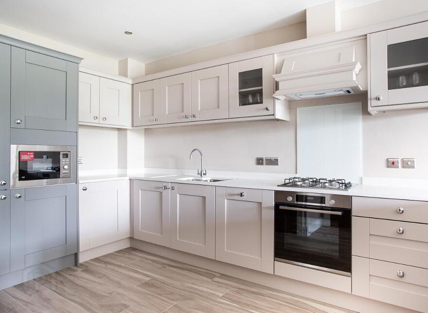 Lesley Park Royal, 1 Rosepark Gardens, Belfast, BT5 7WL