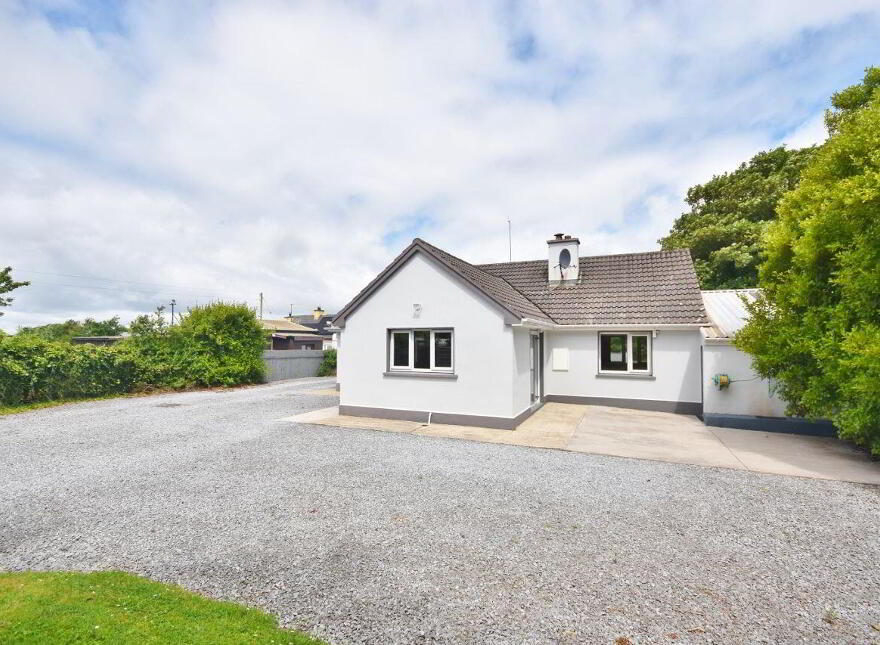 Avondale, Carhoonakilla, Tarbert, V31WA25