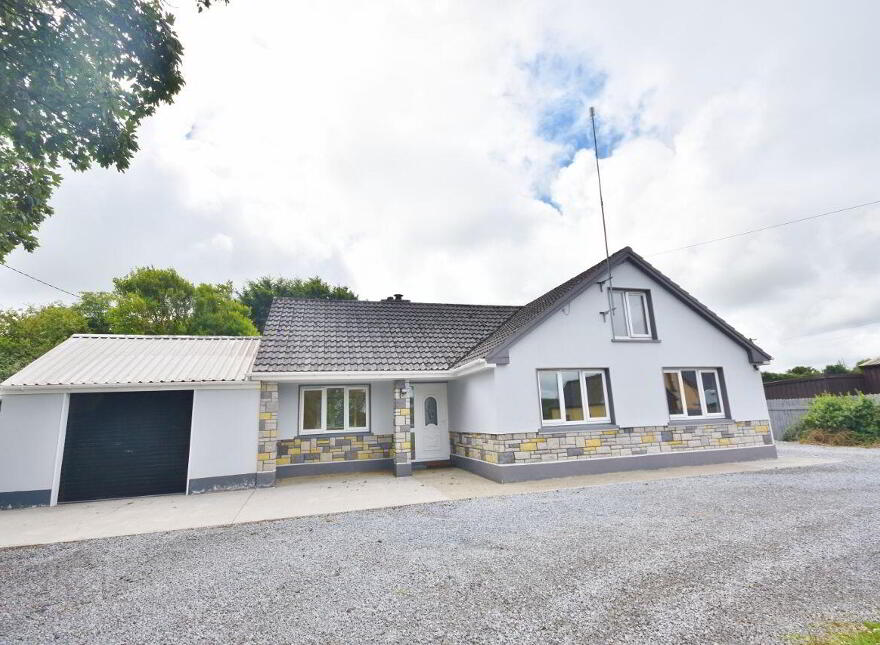 Avondale, Carhoonakilla, Tarbert, V31WA25