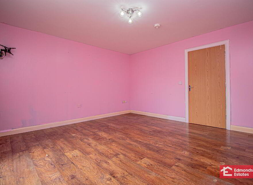 5 Paradise Mews, Ballymena, BT42 3FE