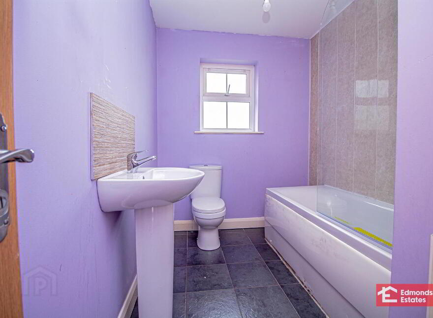 5 Paradise Mews, Ballymena, BT42 3FE