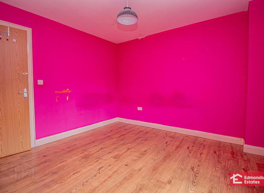 5 Paradise Mews, Ballymena, BT42 3FE