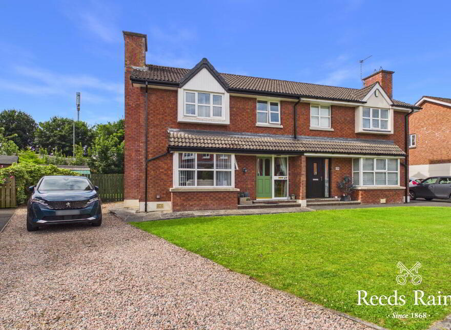 43 Knockdarragh Park, Lisburn, BT28 2XZ photo