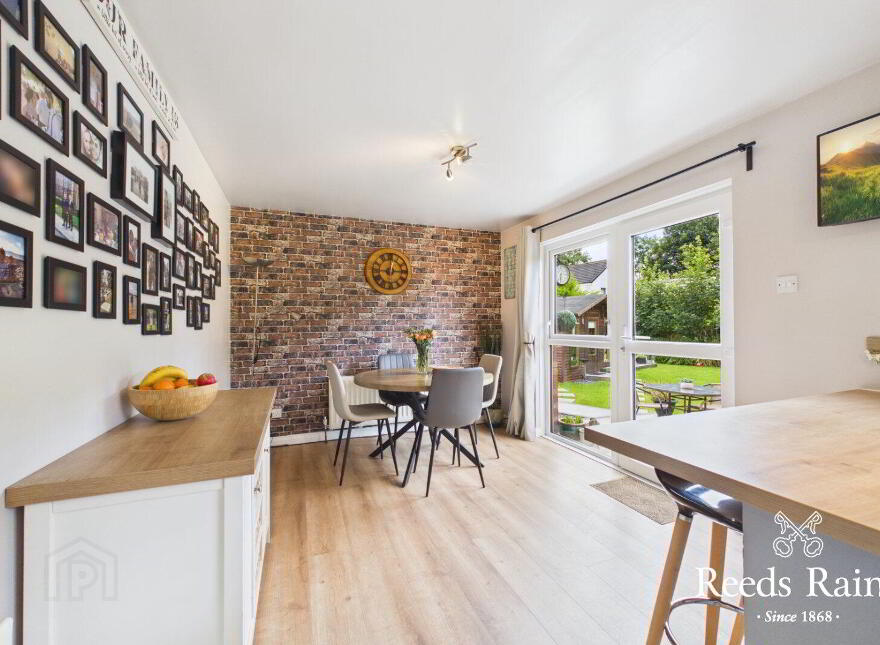 43 Knockdarragh Park, Lisburn, BT28 2XZ