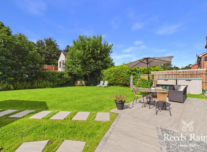 43 Knockdarragh Park, Lisburn, BT28 2XZ