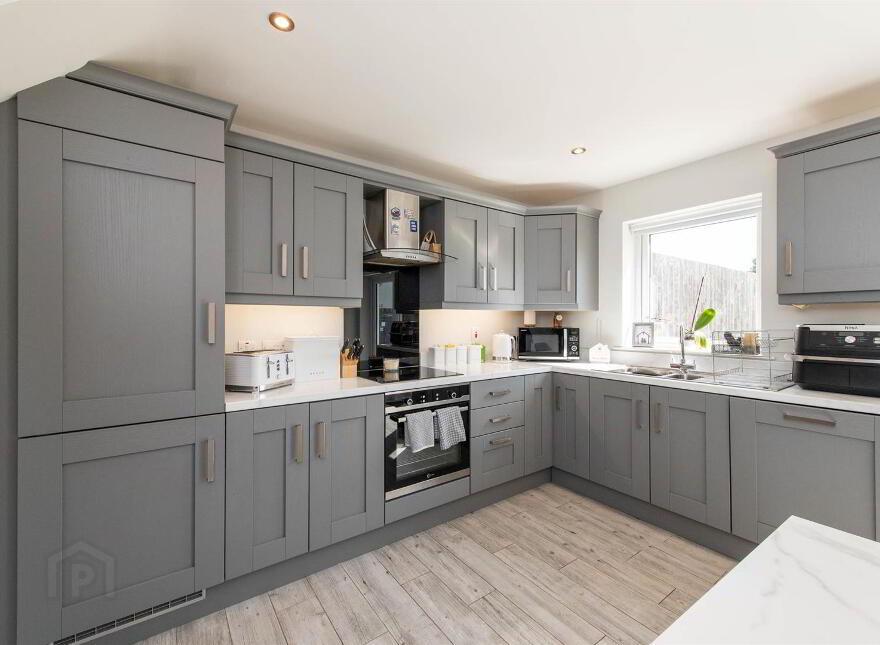 28 Saul Manor, Downpatrick, BT30 6FW