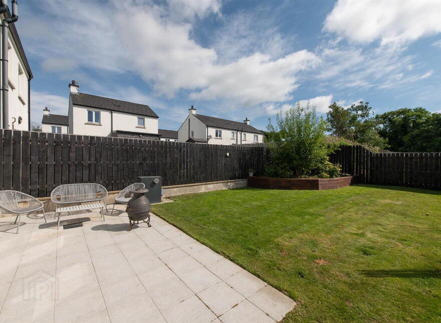 28 Saul Manor, Downpatrick, BT30 6FW