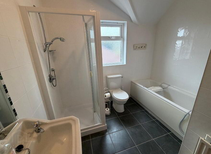 7 Ballyreagh Road (Term Time Let), Portrush, BT56 8QE