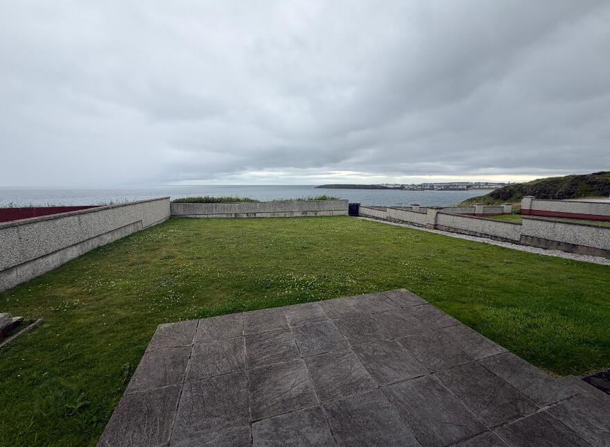 7 Ballyreagh Road (Term Time Let), Portrush, BT56 8QE