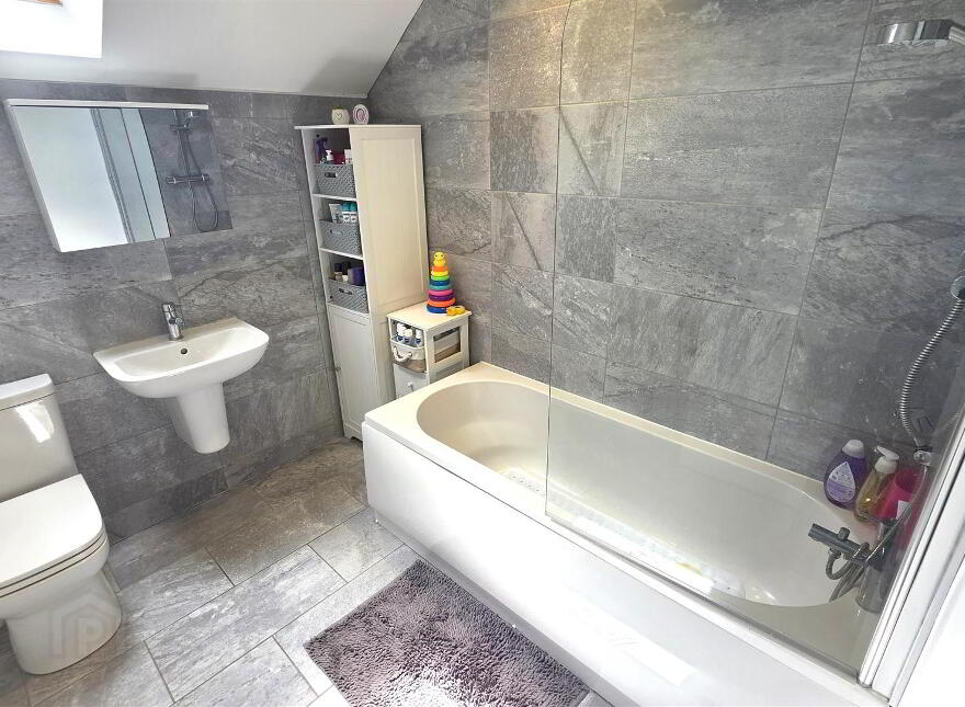 23 Castle Avenue, Randalstown, BT41 2EE